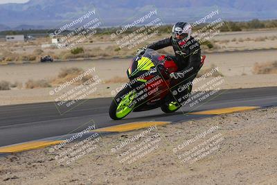 media/Dec-17-2022-SoCal Trackdays (Sat) [[224abd9271]]/Turn 9 Inside (1pm)/